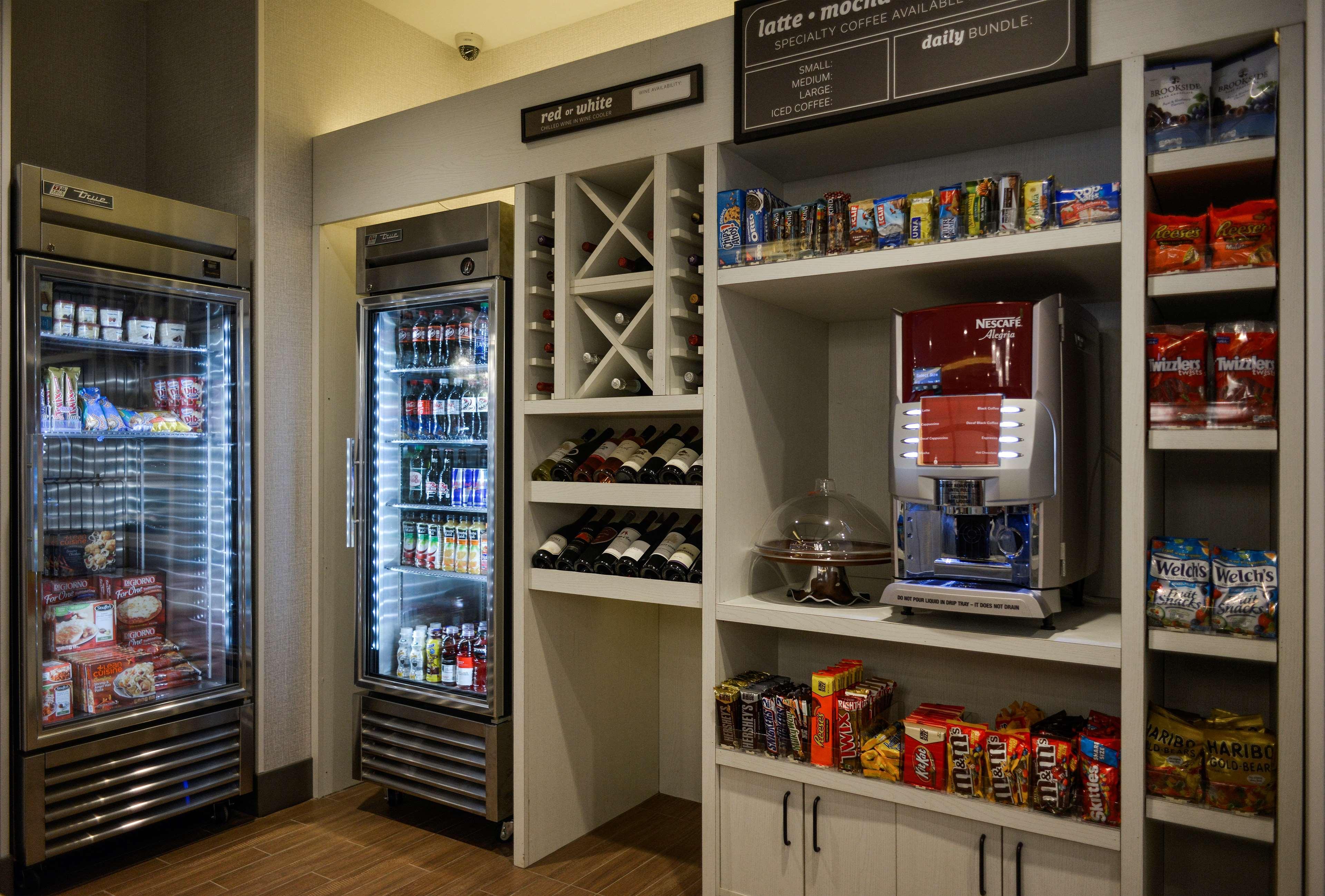 Hilton Garden Inn Louisville Mall Of St. Matthews Zewnętrze zdjęcie