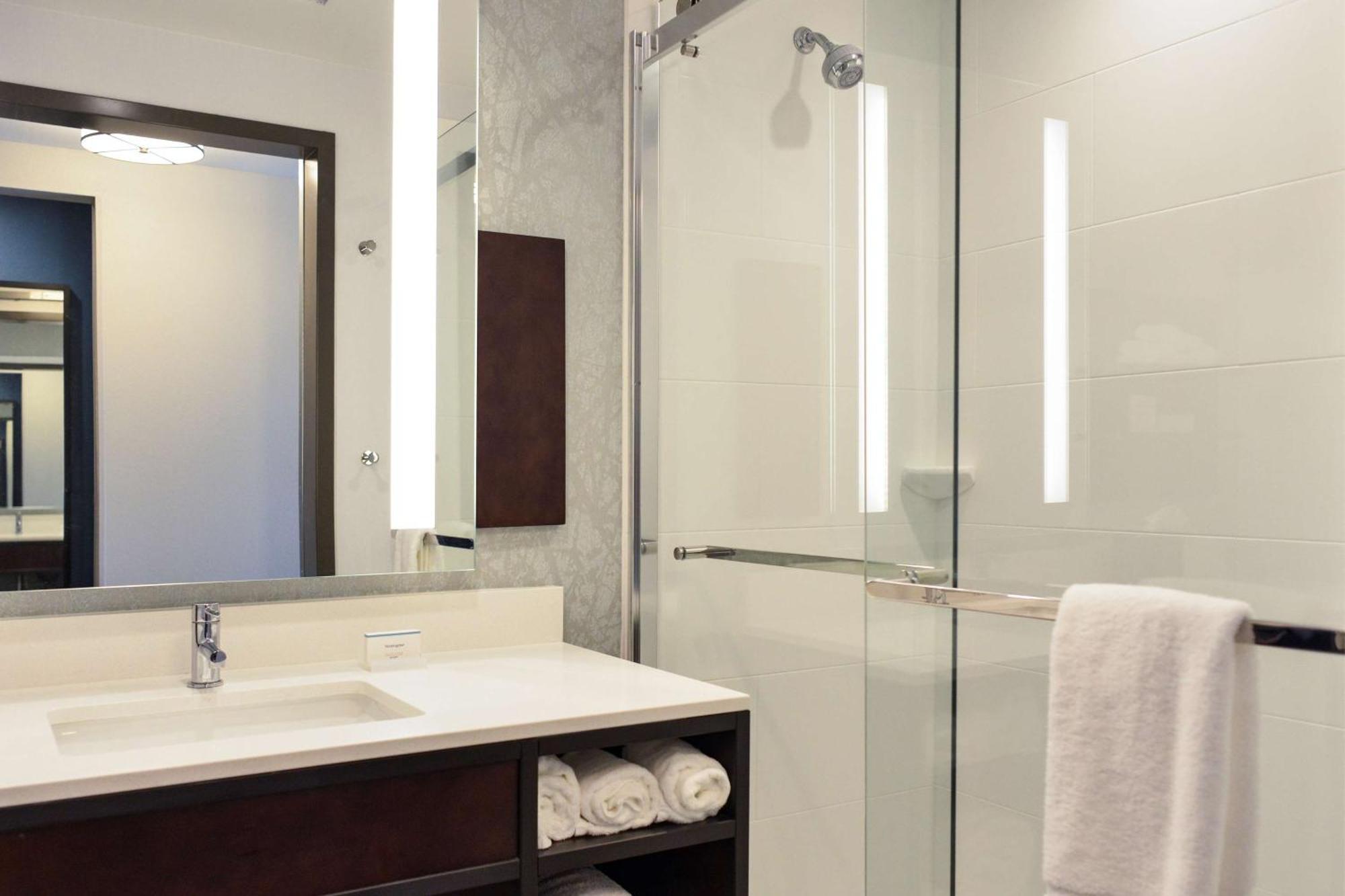 Hilton Garden Inn Louisville Mall Of St. Matthews Zewnętrze zdjęcie