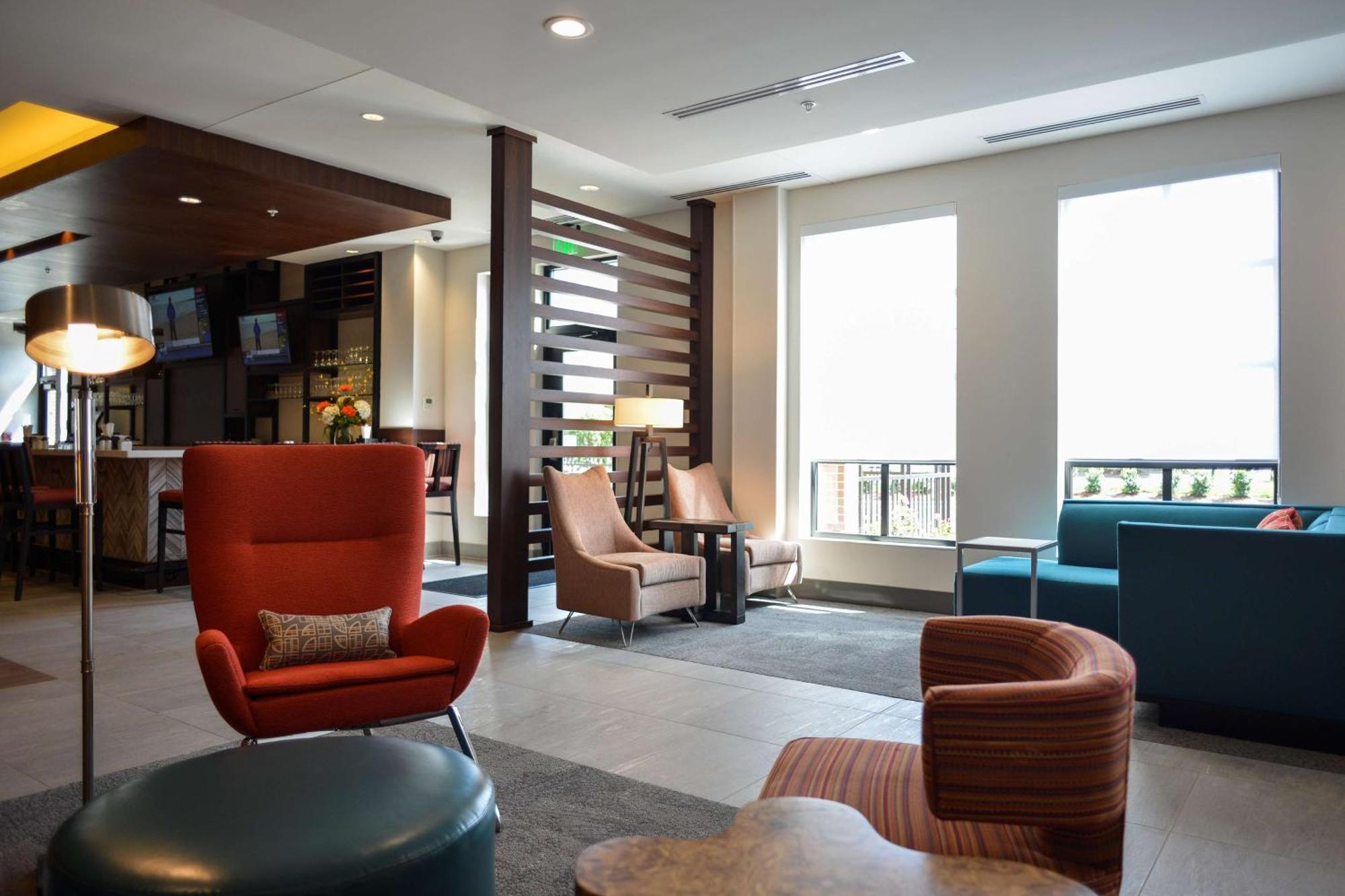 Hilton Garden Inn Louisville Mall Of St. Matthews Zewnętrze zdjęcie