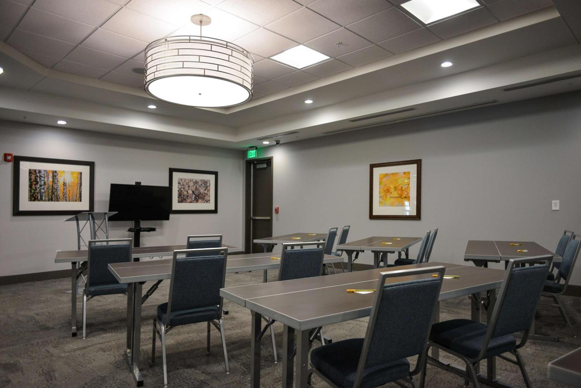 Hilton Garden Inn Louisville Mall Of St. Matthews Zewnętrze zdjęcie
